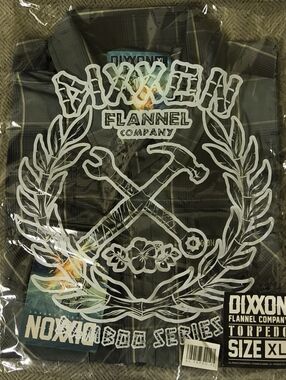 DIXXON Men's XL Green Plaid Button-Down Flannel Shirt